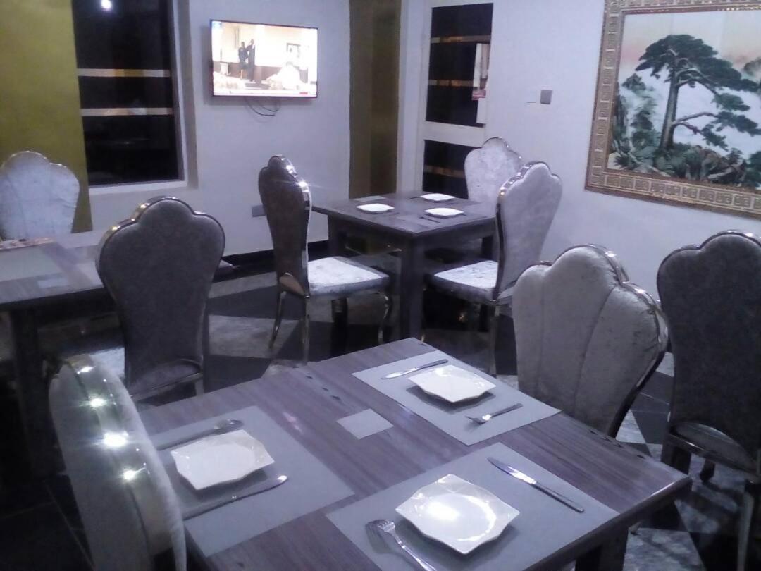E-Suite Hotel Abuja Exterior photo