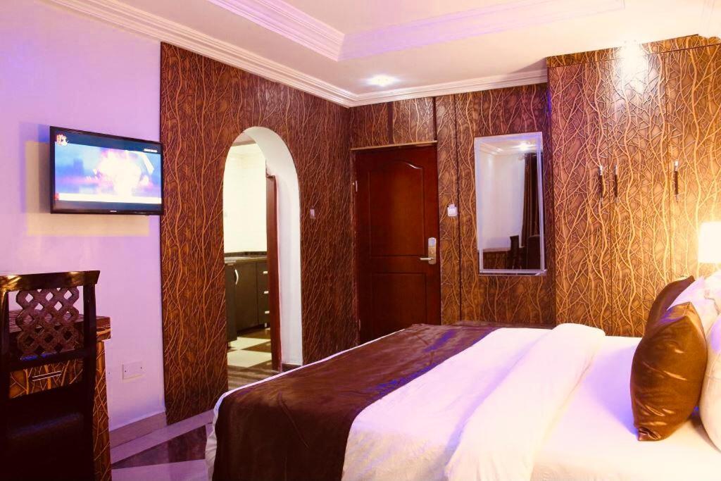 E-Suite Hotel Abuja Exterior photo